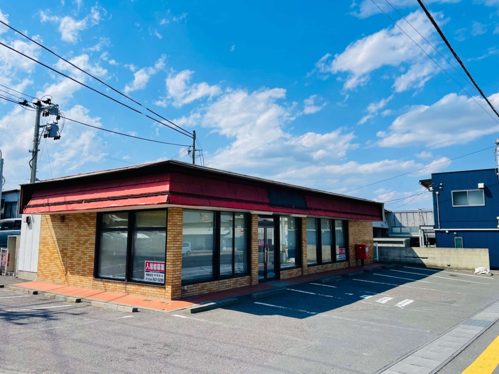 セブンイレブン郡山笹川店、店舗画像です。